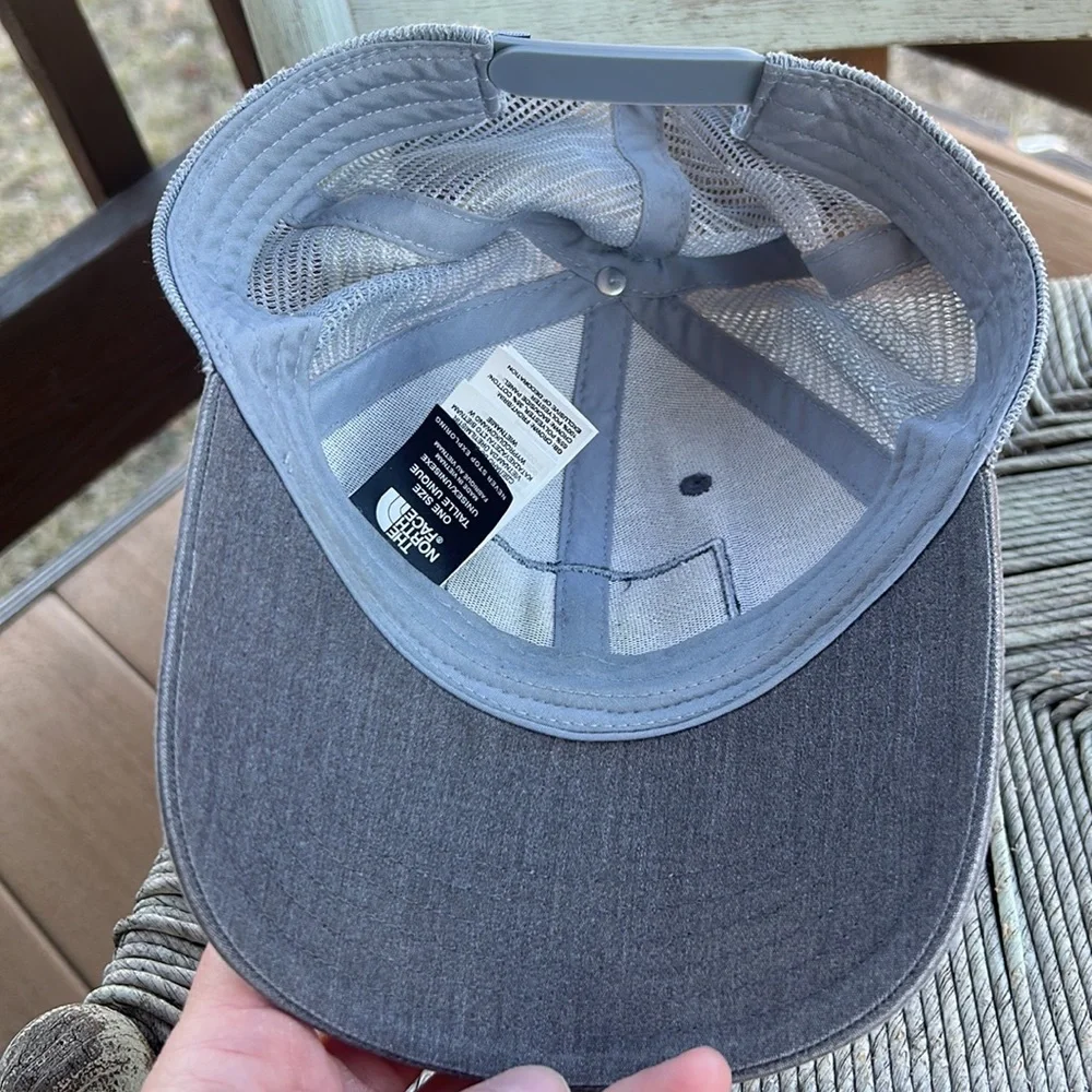 The North Face O/S Gray Heather Mudder Trucker Hat